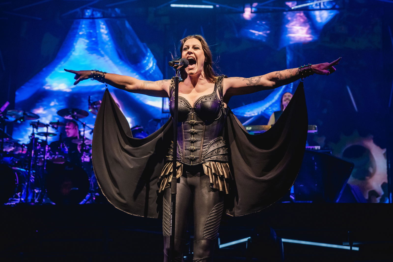 Floor Jansen Bio Floor Roma